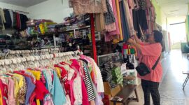 Pedagang Di Pasar Baru Magetan. ( jatimnesia/septian bayu).