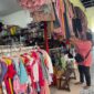 Pedagang Di Pasar Baru Magetan. ( jatimnesia/septian bayu).