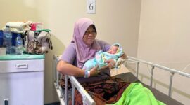 Bayi Lahir Dihari Kemerdekaan RI Ke-79 Di RSUD dr Sayidiman Magetan. ( Septian Bayu/Magetan).