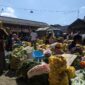 Sejumlah Pedagang di Pasar Sayur Magetan. ( Joko Nugroho/Magetan).