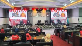 Paripurna Istimewa DPRD Blitar. ( Dyan/ Blitar).