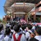 Pencari Kerja padati GOR Ki Mageti Magetan.