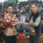 Pimpnan KPK RI Dr. Nurul Ghufron bersama Dekan Fakultas Hukum Unmer Madiun Dr Sigit Sapto Nugroho. ( Jatimnesia/Ist).