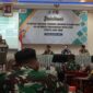 Satpol-PP Jatim dan Bea Cukai Madiun saat sosialisasi peredaran rokok ilegal di Pacitan.