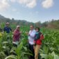 Ketua APTI Pacitan Sartono bersama DKPP Pacitan.