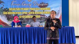 Narasumber Jabarkan Peran dan Fungsi PPID. ( Septian Bayu/Magetan).  