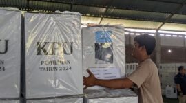 Kotak Surat Suara Di Gudang KPU Magetan.