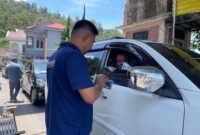 Penarikan Tiket Telaga Sarangan Magetan. ( Jatimnesia/Septian)