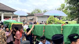 Jenasah Para Korban Tiba Dirumah Duka.