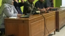DKPP Pacitan bersama anggota DPRD Pacitan sosialisasi PMK. 