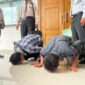 Marno dan Yono Sujud Syukur Setelah Gugatanya Dicabut BS. 