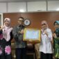  Pj Bupati Magetan Nizhamul dibersamai Kepala DPMPTSP serta Kabag Ortala Setdakab Magetan Verawati Setyaningrum. 