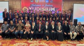 Yudisium Mahasiswa Fakultas Hukum Unmer Madiun TA 2024/2025. 