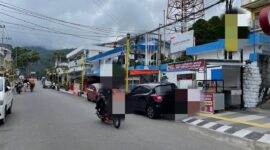 Trotoar Untuk Berdagang. 