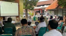Disperindag Magetan Sosialisasi Kepada Penghuni Bangunan di PPU Maospati. ( Septian Bayu/Magetan).