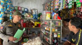Satpol PP dan Damkar Magetan Razia Rokok Ilegal. 