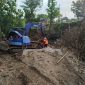 Dinas PUPR merehab Jembatan Kedung Lumbu, Desa Pakah, Kecamatan Mantingan. 