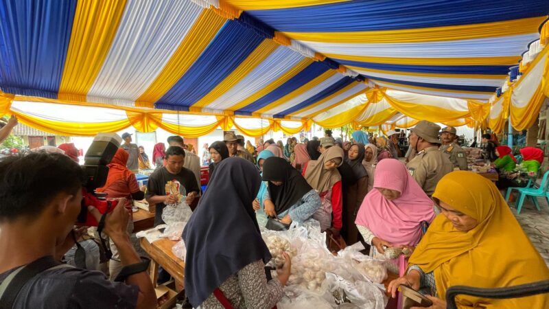 Pasar Murah Di Desa Banjarpanjang. (Joko Nugroho/Magetan)