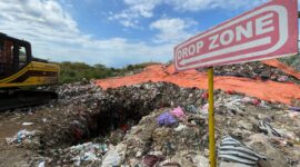 Gunung Sampah TPA Milangasri Magetan.