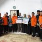 
Bupati Magetan Nanik Sumantri Dibersamai Plt Kalaksa BPBD Magetan Suwito, Plt Camat Sidorejo Eko Budiono dan Keluraga Korban.  
