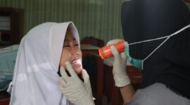 Ilustrasi cek kesehatan siswa didik