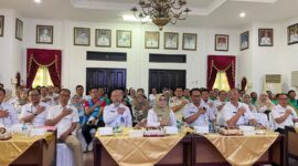 Bupati Magetan Nanik Endang Rusminiarti bersama Kepala OPD terkait dan Tim Kabupaten Sehat.