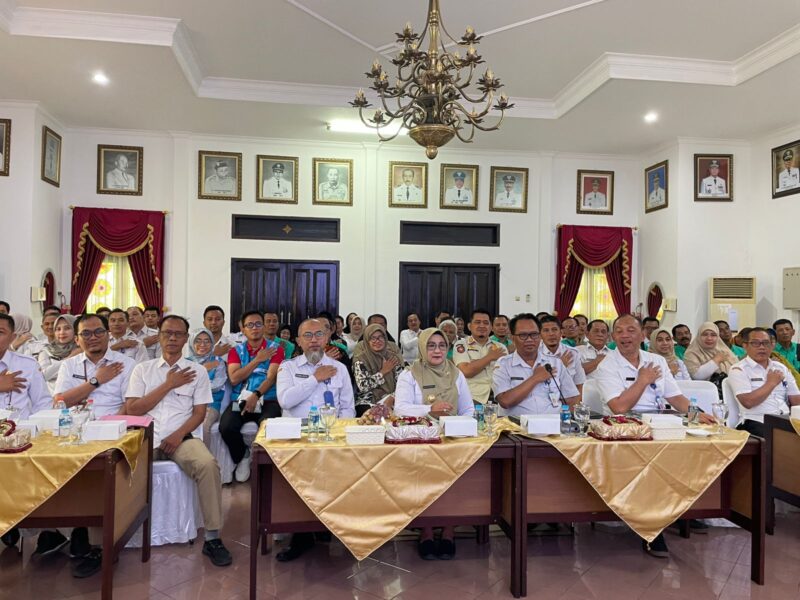 Bupati Magetan Nanik Endang Rusminiarti bersama Kepala OPD terkait dan Tim Kabupaten Sehat.