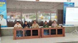 Camat Bandar, Wuriyanto saat sosialisasi peredaran rokok ilegal