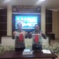 Wakapolres Pacitan, Kompol Dwi Jatmiko menunjukkan barang bukti saat konferensi pers