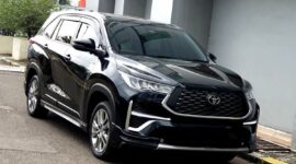 Ilustrasi Innova Zenix 
