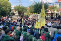 Aksi Demo di Kantor DPRD Magetan.