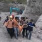 Proses evakuasi jenasah Korban. (Ist/Hms)