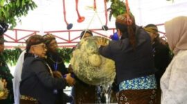 Bupati Blitar Rijanto hadiri Upacara Adat Jamasan