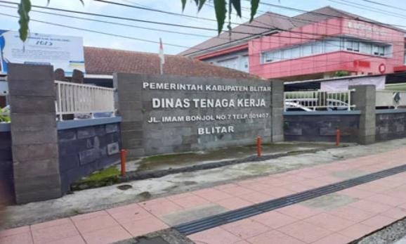 Pemkab Blitar Komitmen Beri Perlindungan Para Pekerja Lewat Program Aji Tani