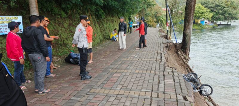 Kondisi Longsor Telaga Sarangan Magetan. 