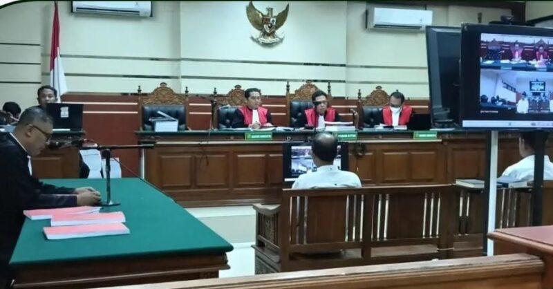 Sidang Korupsi Gamelan Di Pengadilan Tipikor Surabaya. 