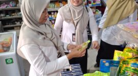 Petugas Inspeksi Mamin Disejumlah Toko Di Magetan