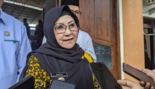 Bupati Magetan Nanik Sumantri.