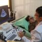 Pemeriksaan Jantung Menggunakan Alat Kesehatan ECHO.