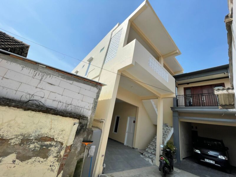 Gedung N Kost Maospati Kabupaten Magetan