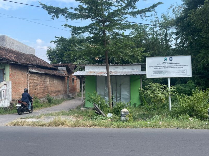 Bangunan Eks Posko Satpol PP Magetan di Jalan Agung Maospati.