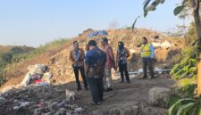 Tim DLHP Meninjau Lokasi Calon TPA Botok