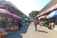 Kondisi Pasar Sayur Magetan. 