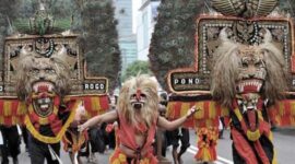 Reog Ponorogo saat tampil di Amerika. 