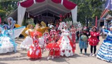 Para Maskot Peserta Karnaval Desa Tambakromo Geneng Ngawi.