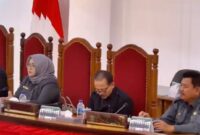Pompinan DPRD Ponorogo saat memimpin paripurna dengan agenda menyampaikan hasil reses masa sidang ketiga 2025-2026.