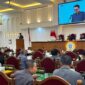 Juru bicara Fraksi Golkar Ayatullah Ayatulloh Ali Syari'ati saat membacakan PU Fraksinya di rapat Paripurna DPRD Ponorogo. 