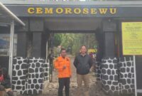 Pintu Gerbang Pendalian Gunung Lawu Via Cemoro sewu. 

