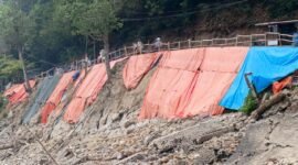 Longsor Talud Di Kawasan Wisata Sarangan