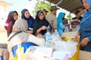 Aktifitas Jual beli Sembako. 